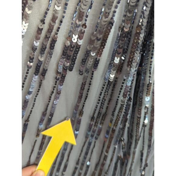 Mac Duggal Silver Sequined Cap Sleeve Evening Gown Womens Size 6 Formal Party - Picture 13 of 14